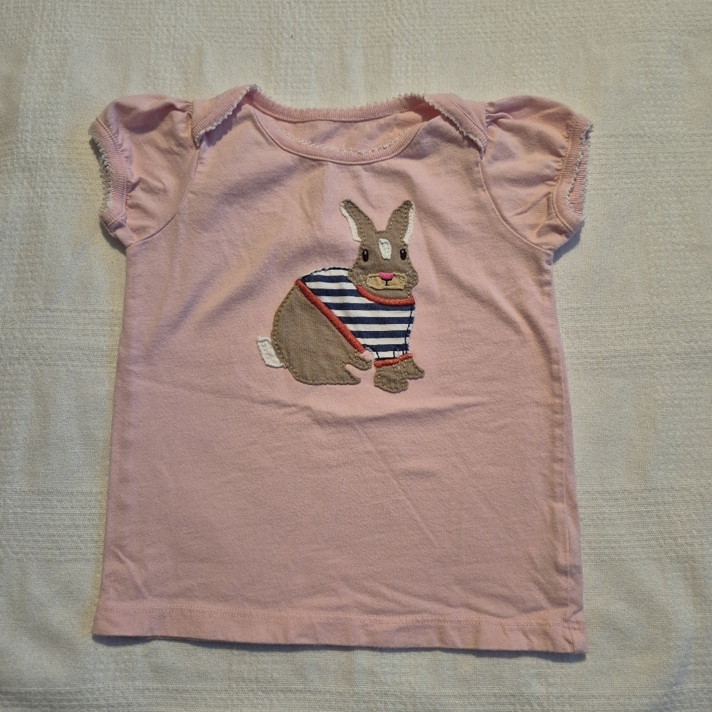 Baby Boden girls 12-18 months pink appliqued bunny shirt VGUC